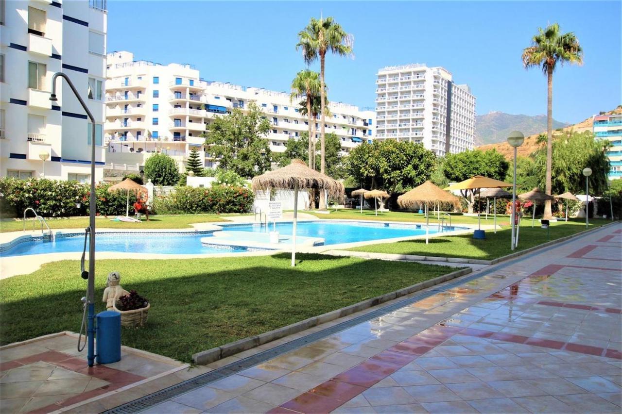 Victoria Luxury Beachfront Apartment In Benalmadena Costa Ngoại thất bức ảnh
