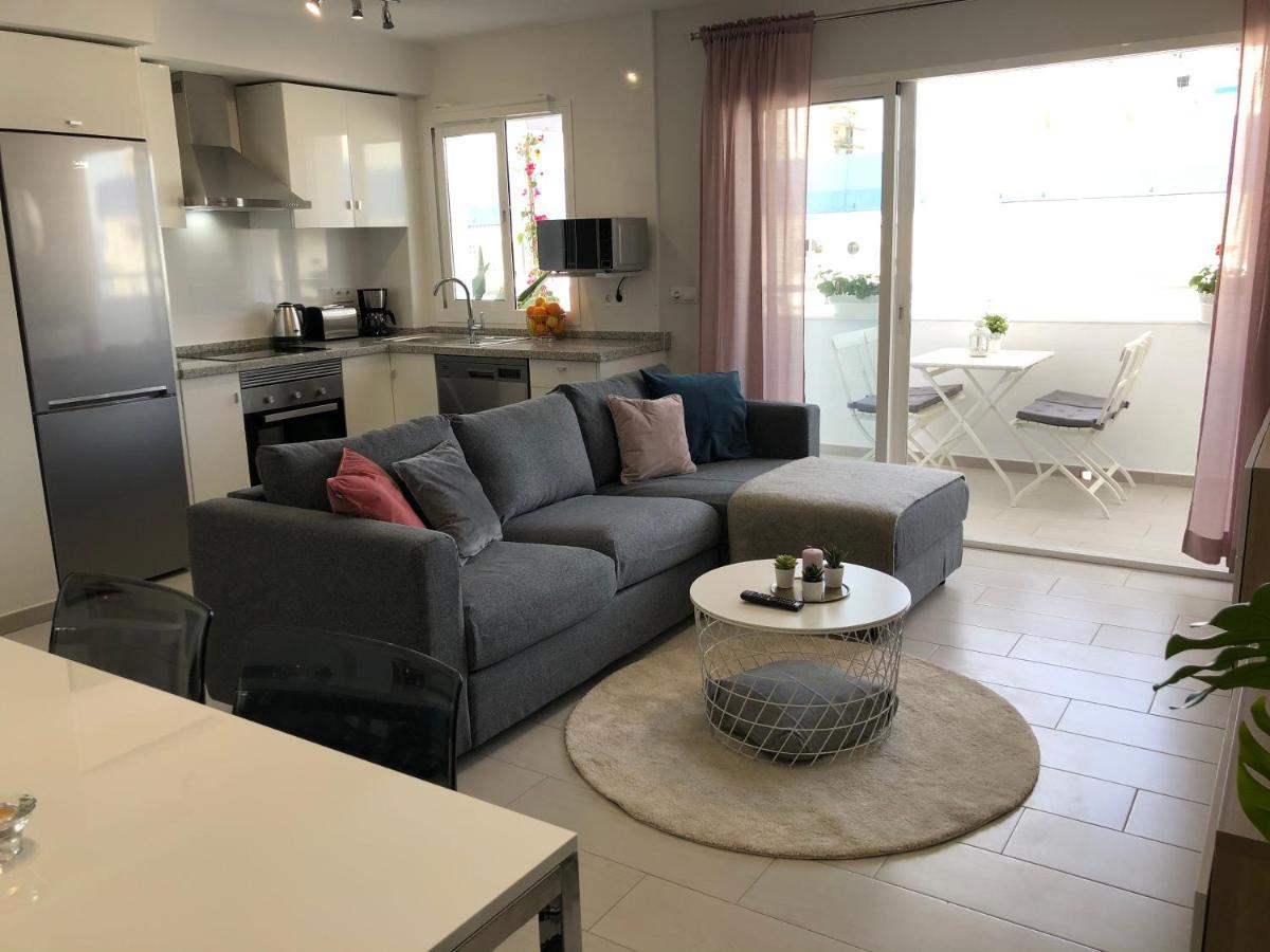 Victoria Luxury Beachfront Apartment In Benalmadena Costa Ngoại thất bức ảnh